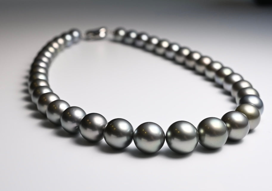 Aurora OCEAN BLUE Tahitian Pearl Strand